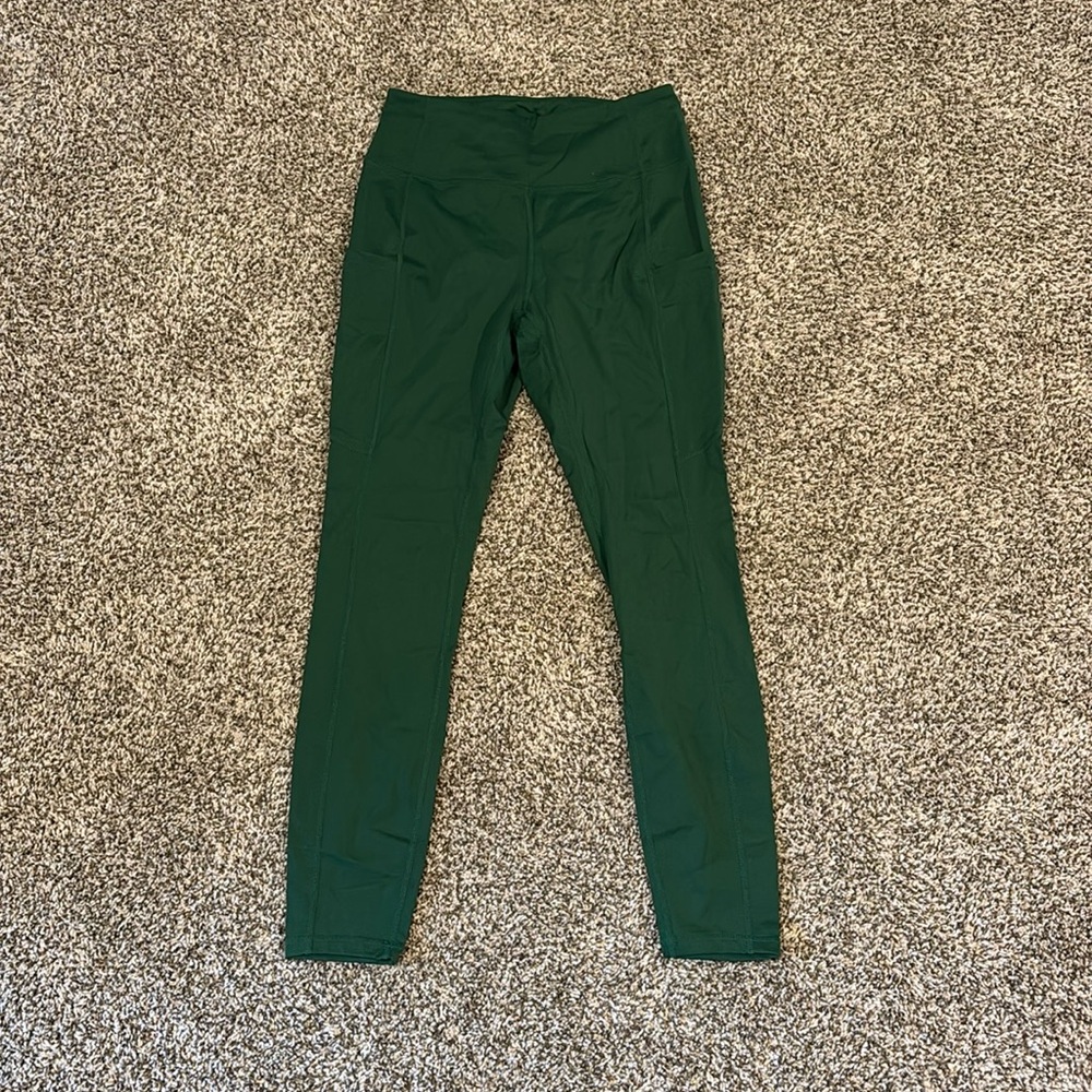 forest green leggings with pockets (size small)
